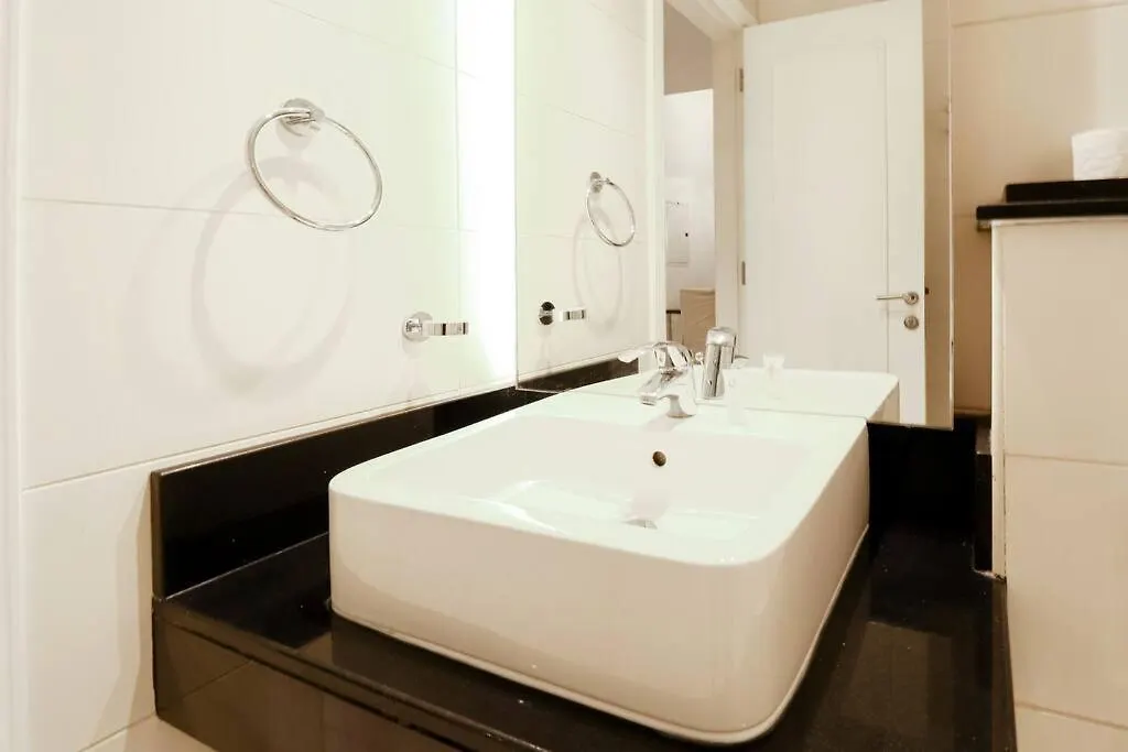 Capital Bay Studio Ezytrac Vacation Homes Dubai United Arab Emirates